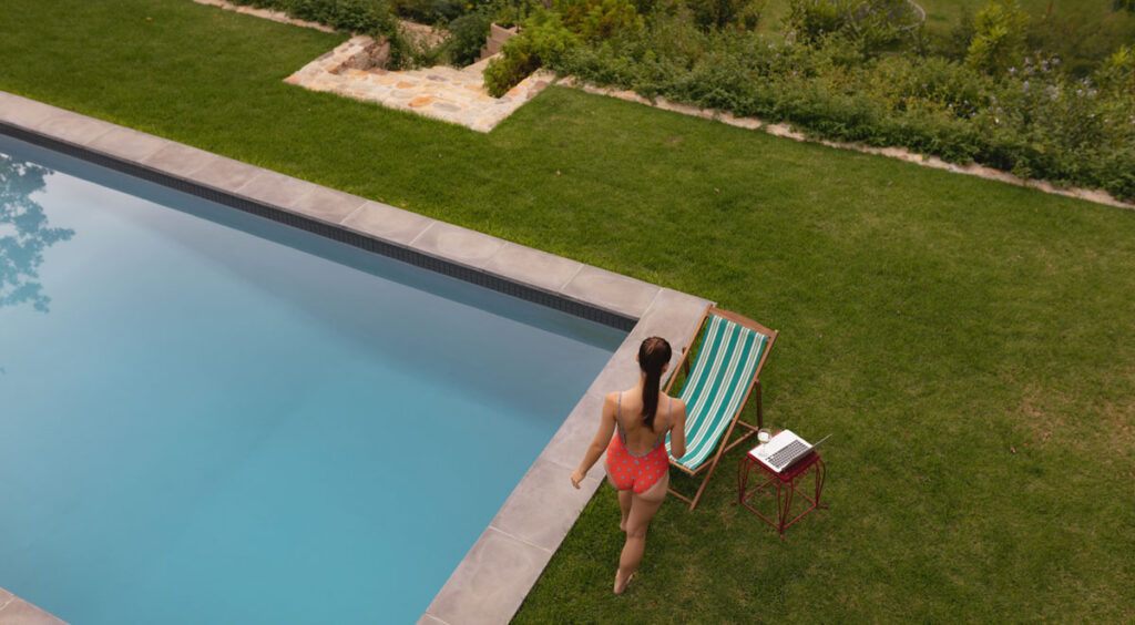 piscina interrata senza permessi