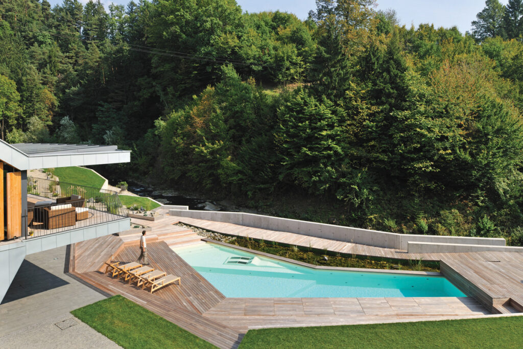 costruzione e realizzazione piscine siena